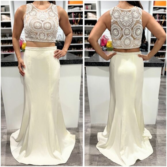 NWT BLUSH White Ivory Beaded Two Piece Formal Gown $338